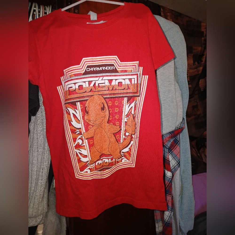*Defects*  Girls 10/12 charmander pokemon shirt